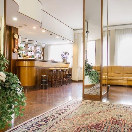 Hotel Mantegna Мантуя Екстер'єр фото