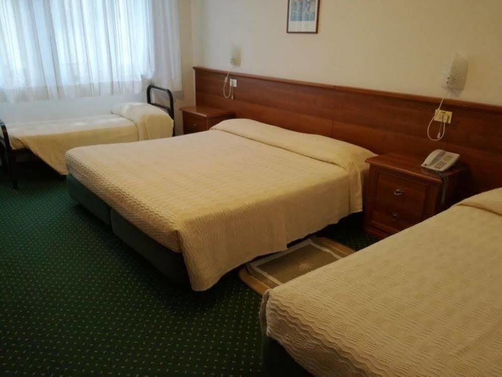 Hotel Mantegna Мантуя Екстер'єр фото